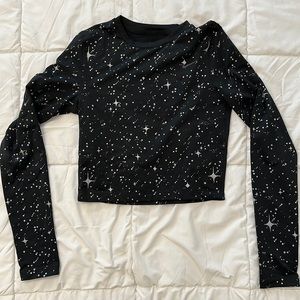Nike long-sleeve DRI-Fit workout crop top